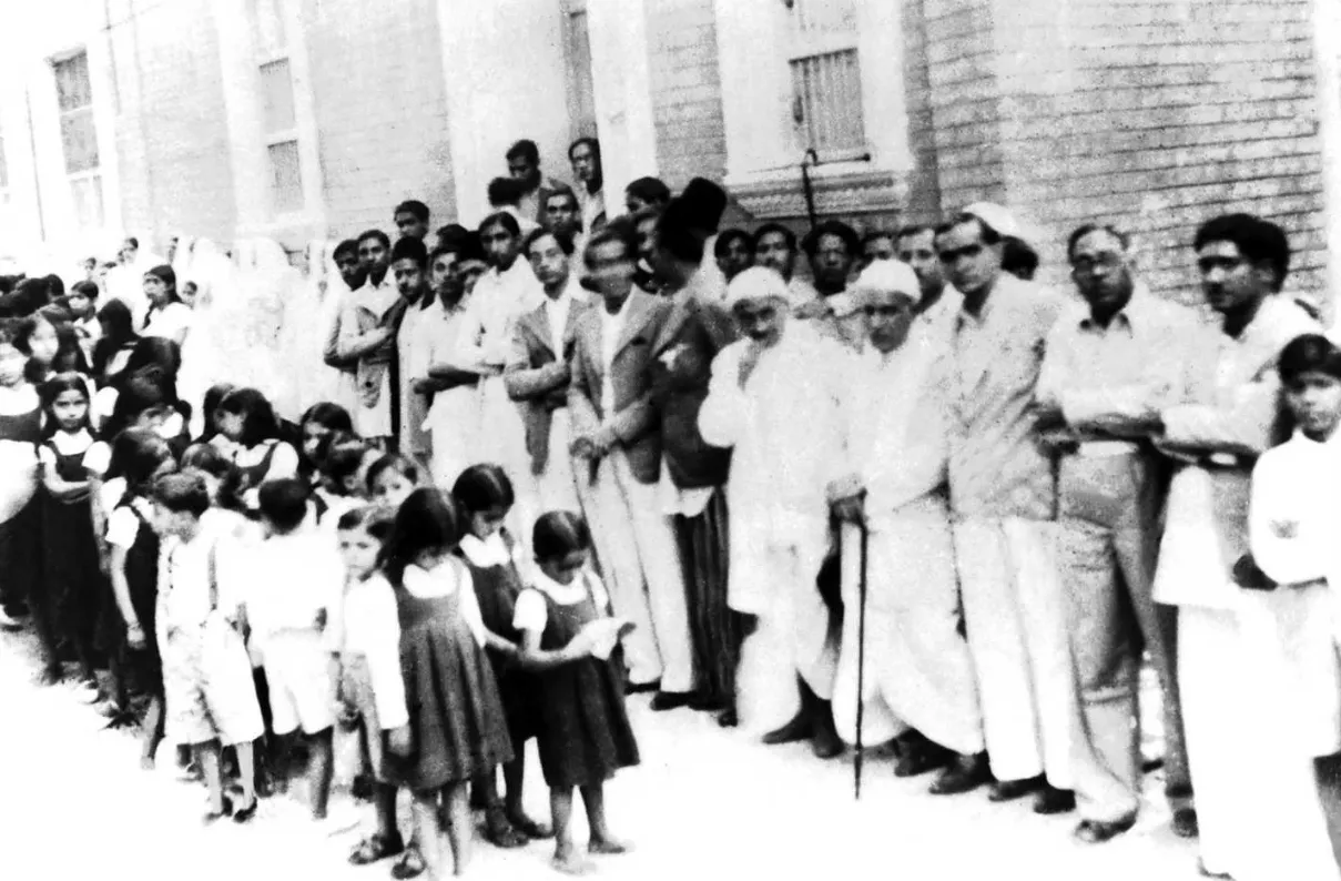 1938 Picketing by Anti Om Mandli – Om Niwas, Hyderabad, Sindh (1938)