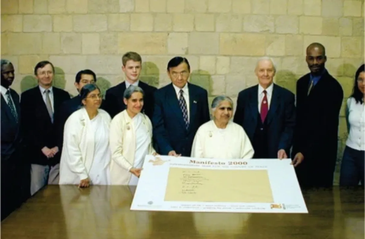 UN designates the Brahma Kumaris Messanger for Manifesto 2000 to promote the culture of Peace (2000)