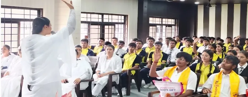 हराइच में त्रिवसीय प्रेरक कार्यशाला के माध्यम से सकारात्मक एवं संतुलित जीवन शैली का संदेश हराइच में त्रिवसीय प्रेरक कार्यशाला के माध्यम से सकारात्मक एवं संतुलित जीवन शैली का संदेश
