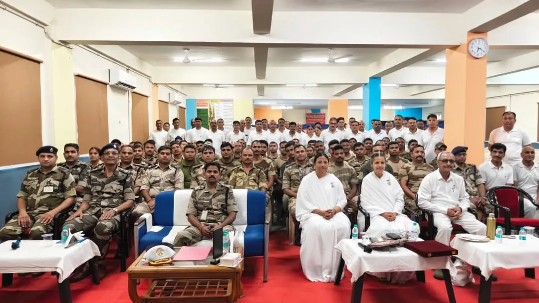 CISF Delhi Airport Organises Mental Health & Well-Being Programme in Collaboration with Brahma Kumaris CISF Delhi Airport Organises Mental Health & Well-Being Programme in Collaboration with Brahma Kumaris