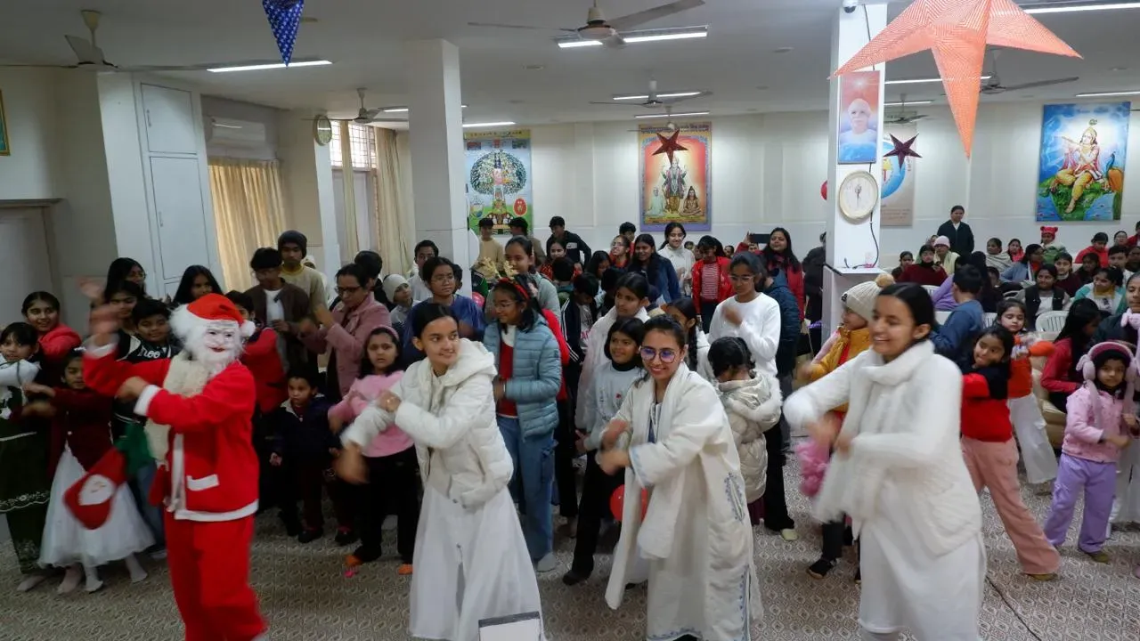 चंडीगढ़ में बच्चों के लिए एक आनंदमय एवं आध्यात्मिक क्रिसमस उत्सव का आयोजन चंडीगढ़ में बच्चों के लिए एक आनंदमय एवं आध्यात्मिक क्रिसमस उत्सव का आयोजन