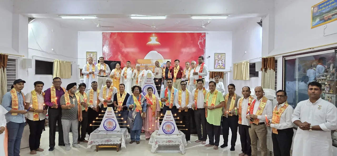 खंडवा में ब्रह्माकुमारीज़ द्वारा डॉक्टर्स हेतु “माइंड-बॉडी मेडिसिन” कार्यक्रम का सफल आयोजन