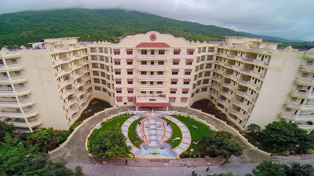 Manmohini Global Hall