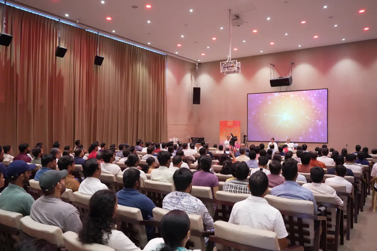 Reboot the Mind: Stress-Free Living for an IT Life at Shanti Sarovar