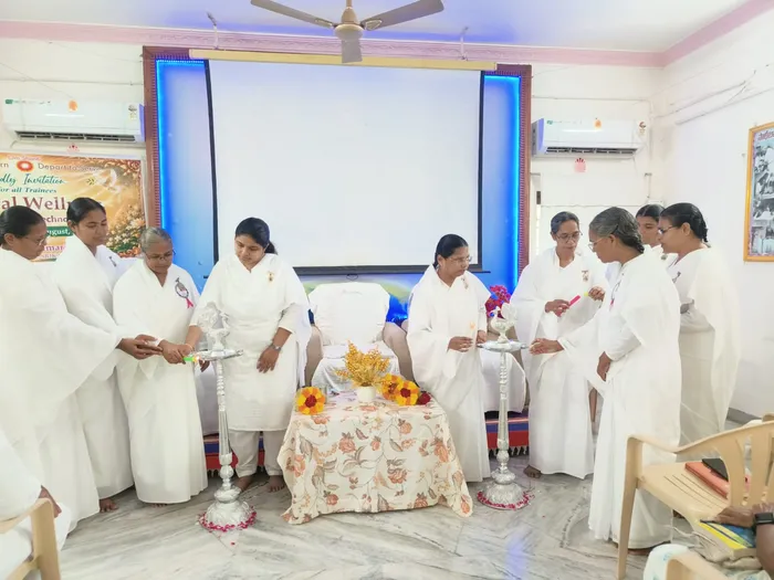 Brahma Kumaris Conduct “Train the Trainers – Digital Wellness Program” in Srikakulam — photo gallery 4 Brahma Kumaris Conduct “Train the Trainers – Digital Wellness Program” in Srikakulam — photo gallery 4