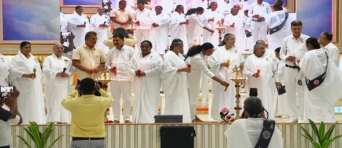 देशभर में ब्रह्माकुमारीज़ के 10 करोड़ नशा मुक्ति प्रतिज्ञा महाअभियान के अंतर्गत जन-जागरण कार्यक्रम आयोजित — article p… देशभर में ब्रह्माकुमारीज़ के 10 करोड़ नशा मुक्ति प्रतिज्ञा महाअभियान के अंतर्गत जन-जागरण कार्यक्रम आयोजित — article photo 18