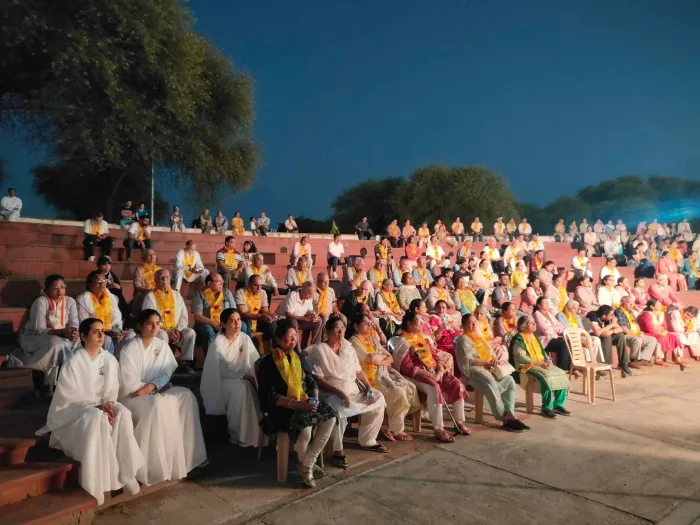 ब्रह्माकुमारीज़ समाज सेवा प्रभाग द्वारा आयोजित ‘संगम’ कार्यक्रम — वृद्धजनों के सम्मान एवं गौरवपूर्ण जीवन का संदेश — p… ब्रह्माकुमारीज़ समाज सेवा प्रभाग द्वारा आयोजित ‘संगम’ कार्यक्रम — वृद्धजनों के सम्मान एवं गौरवपूर्ण जीवन का संदेश — photo gallery 2