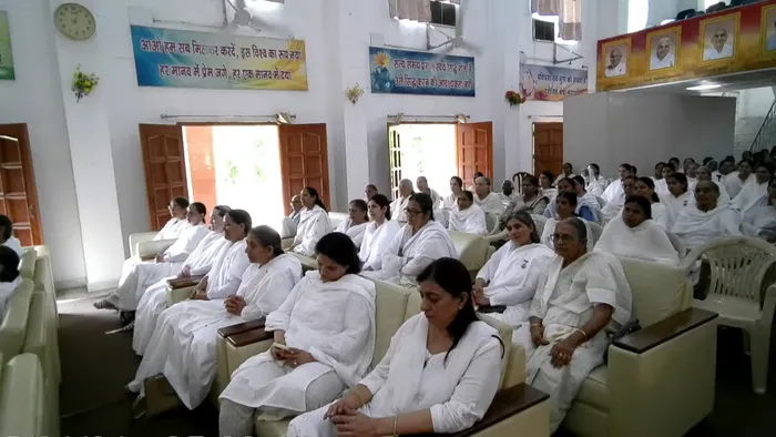 चंडीगढ़ में ब्रह्माकुमारीज़ अचल दीदी जी के 12वें पुण्य स्मृति दिवस पर भावपूर्ण श्रद्धांजलि कार्यक्रम आयोजित — photo g… चंडीगढ़ में ब्रह्माकुमारीज़ अचल दीदी जी के 12वें पुण्य स्मृति दिवस पर भावपूर्ण श्रद्धांजलि कार्यक्रम आयोजित — photo gallery 2
