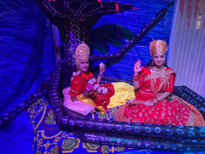 जन्माष्टमी पर ब्रह्माकुमारीज सादुलगंज सेवाकेंद्र में भव्य झांकियों का आयोजन एवं उद्घाटन 