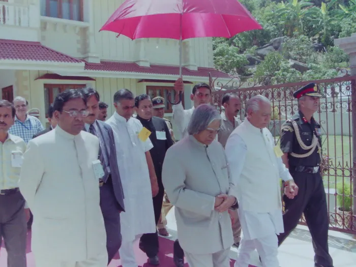 80 Nirwair Bhai ji with VIPs