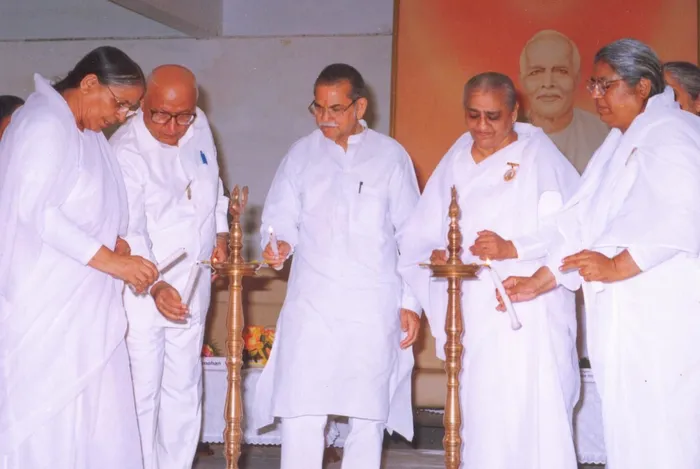 With Eminent Personalities With Eminent Personalities