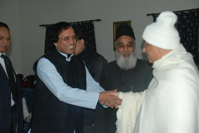 With Eminent Personalities With Eminent Personalities