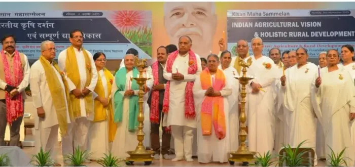 ओम शांति रिट्रीट सेंटर में भारतीय कृषि दृष्टि एवं समग्र ग्रामीण विकास पर एक दिवसीय किसान सम्मेलन