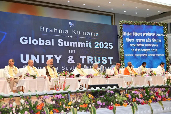 'विश्वभर में भारत को विश्वास के साथ देखा जा रहा है' – आबूरोड वैश्विक शिखर सम्मेलन में रेल मंत्री अश्विनी वैष्णव का संदेश