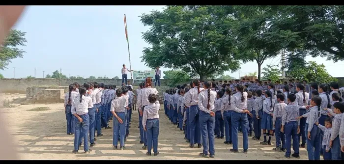 पोल स्टार पब्लिक स्कूल किरमारा में दादी जी की पुण्यतिथि पर नशामुक्ति शपथ ग्रहण कार्यक्रम — gallery photo 2