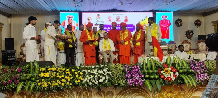 Atma Swasthyshree Award Presented to Dr. Mohit Gupta in Belagavi