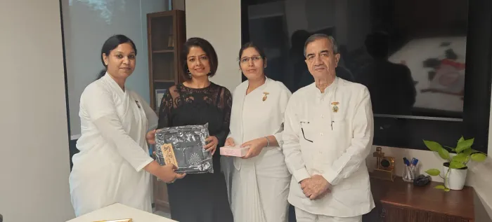 ब्रह्माकुमारीज़ दिल्ली की ओर से दीवाली के अवसर पर प्रसिद्ध टीवी एंकरों और मीडिया निदेशकों से सौहार्दपूर्ण मुलाकात