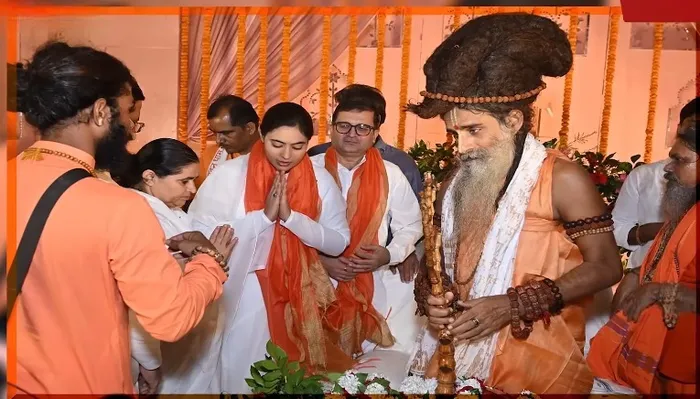 वृंदावन के पीठाधीश्वर रितेश्वर जी महाराज से ब्रह्माकुमारीज़ की आत्मीय भेंट — photo gallery 3 वृंदावन के पीठाधीश्वर रितेश्वर जी महाराज से ब्रह्माकुमारीज़ की आत्मीय भेंट — photo gallery 3