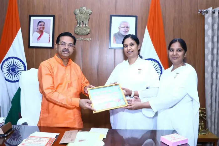 दिल्ली में आध्यात्मिक-सांस्कृतिक संगम: बी.एल. वर्मा को ब्रह्माकुमारीज़ व रामलीला समितियों का आमंत्रण