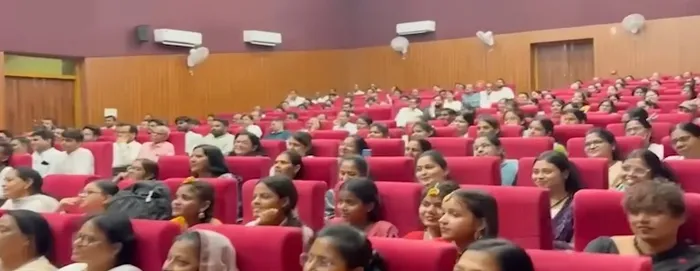 हराइच में त्रिवसीय प्रेरक कार्यशाला के माध्यम से सकारात्मक एवं संतुलित जीवन शैली का संदेश — photo gallery 3 हराइच में त्रिवसीय प्रेरक कार्यशाला के माध्यम से सकारात्मक एवं संतुलित जीवन शैली का संदेश — photo gallery 3