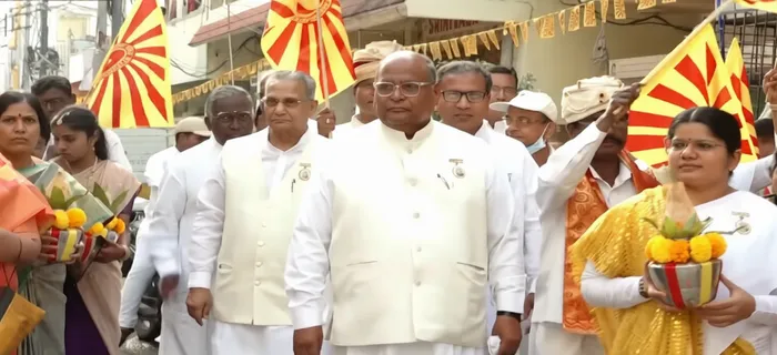 बालानगर में नवनिर्मित ‘विश्व शांति भवन’ का भव्य लोकार्पण, 33 वर्षों की ईश्वरीय सेवा की स्वर्ण यात्रा का साक्षी — phot… बालानगर में नवनिर्मित ‘विश्व शांति भवन’ का भव्य लोकार्पण, 33 वर्षों की ईश्वरीय सेवा की स्वर्ण यात्रा का साक्षी — photo gallery 5
