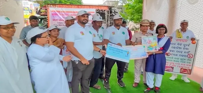 खोरधा में "नशा मुक्त भारत, विकसित भारत की पहचान" विषय पर पोस्टर प्रतियोगिता एवं जन-जागरूकता रैली आयोजित खोरधा में "नशा मुक्त भारत, विकसित भारत की पहचान" विषय पर पोस्टर प्रतियोगिता एवं जन-जागरूकता रैली आयोजित