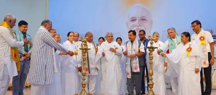Blood Donation Maha Abhiyan Inaugurated at Om Shanti Retreat Centre, Gurugram Blood Donation Maha Abhiyan Inaugurated at Om Shanti Retreat Centre, Gurugram