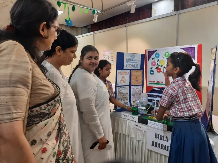 ब्रह्माकुमारीज़ ने ‘आविष्कार 5.0 – बियॉन्ड एटम्स’ में विद्यार्थियों को दिए Smart Minds और मेडिटेशन के संदेश — gallery photo 6