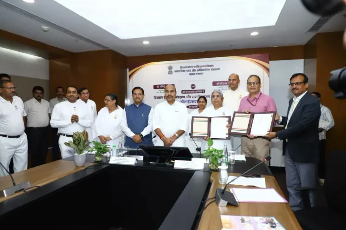 New Delhi: Brahma Kumaris’ RERF Signs MoU with Department for Empowerment of Persons with Disabilities