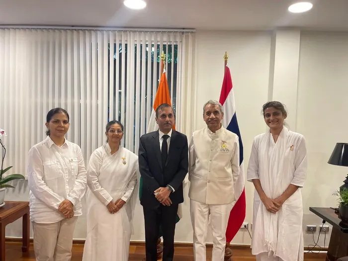 राजदूत पुनीत अग्रवाल के साथ आध्यात्मिक उन्नति एवं ध्यान पर सार्थक संवाद — photo gallery 1 राजदूत पुनीत अग्रवाल के साथ आध्यात्मिक उन्नति एवं ध्यान पर सार्थक संवाद — photo gallery 1