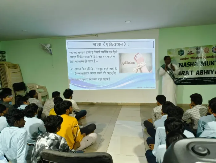 ब्रह्माकुमारी ईश्वरीय विश्व विद्यालय द्वारा नशा मुक्त भारत अभियान के अंतर्गत व्यापक जन-जागरूकता कार्यक्रमों का आयोजन — gallery photo 7