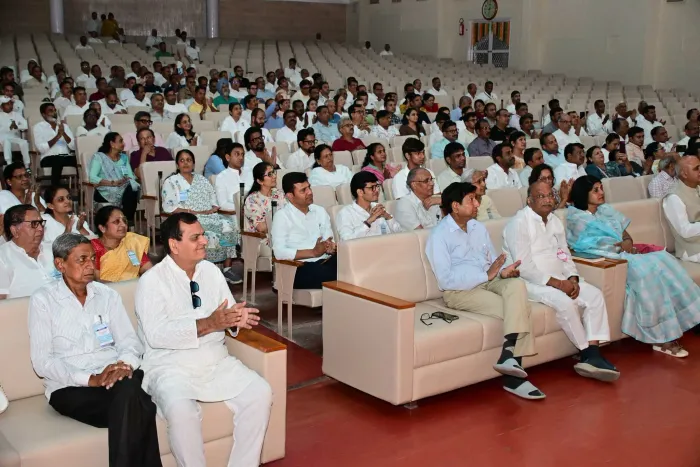 National Workshop-cum-Meditation Retreat on "Spiritual Awakening for Success in Business" Begins at Gyan Sarovar, Abu… National Workshop-cum-Meditation Retreat on "Spiritual Awakening for Success in Business" Begins at Gyan Sarovar, Abu Raj — photo gallery 5