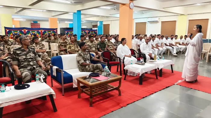CISF Delhi Airport Organises Mental Health & Well-Being Programme in Collaboration with Brahma Kumaris — photo gallery 1 CISF Delhi Airport Organises Mental Health & Well-Being Programme in Collaboration with Brahma Kumaris — photo gallery 1