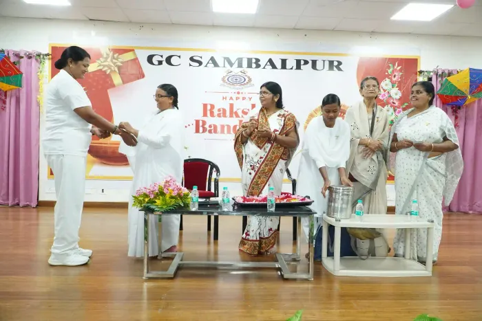 ओम शांति भवन, बुरला में केंद्रीय रिज़र्व पुलिस बल (CRPF) के लिए राखी उत्सव — gallery photo 3
