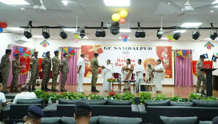 ओम शांति भवन, बुरला में केंद्रीय रिज़र्व पुलिस बल (CRPF) के लिए राखी उत्सव — gallery photo 5