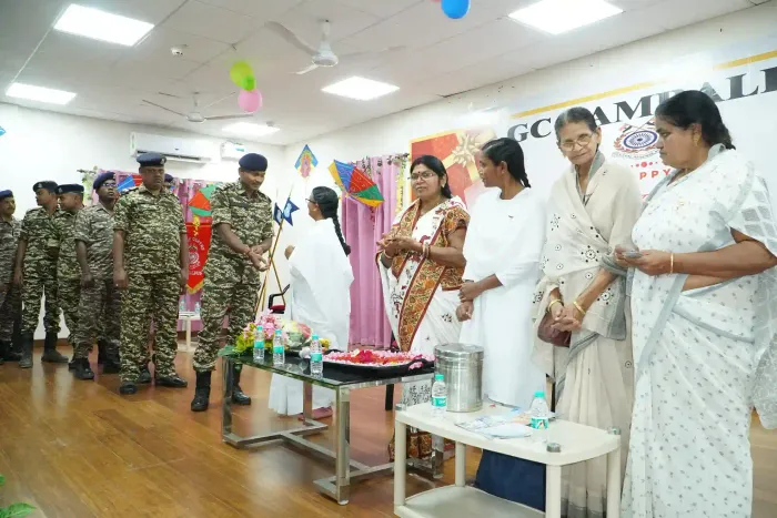 ओम शांति भवन, बुरला में केंद्रीय रिज़र्व पुलिस बल (CRPF) के लिए राखी उत्सव — gallery photo 6