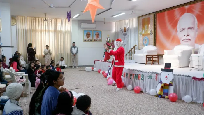 चंडीगढ़ में बच्चों के लिए एक आनंदमय एवं आध्यात्मिक क्रिसमस उत्सव का आयोजन — photo gallery 2 चंडीगढ़ में बच्चों के लिए एक आनंदमय एवं आध्यात्मिक क्रिसमस उत्सव का आयोजन — photo gallery 2