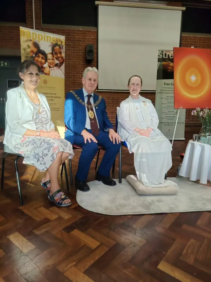 Coventry Rakhi Celebration Brings Community Together in Love and Spiritual Connection — gallery photo 5