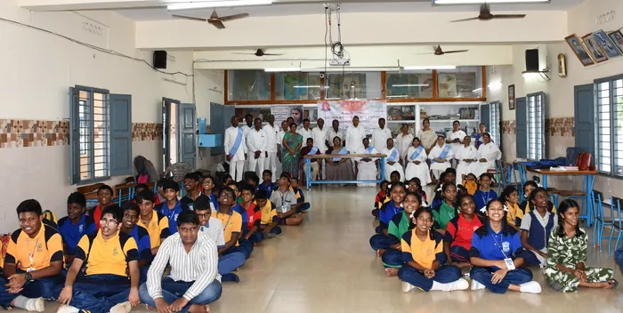 Divyangjan Seva Campaign Concludes in Vijayawada, Reaching 1,000 Divyang Students Divyangjan Seva Campaign Concludes in Vijayawada, Reaching 1,000 Divyang Students
