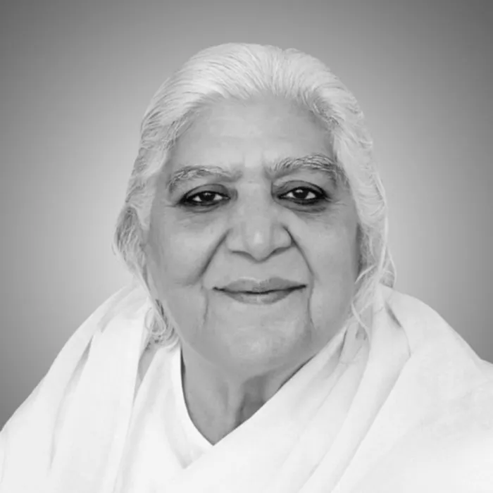   दादी हृदयपुष्पा