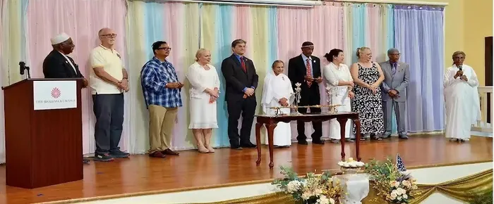 डैलस में अंतरराष्ट्रीय शांति दिवस पर स्वतंत्रता, शांति और करुणा का संदेश — photo gallery 2 डैलस में अंतरराष्ट्रीय शांति दिवस पर स्वतंत्रता, शांति और करुणा का संदेश — photo gallery 2