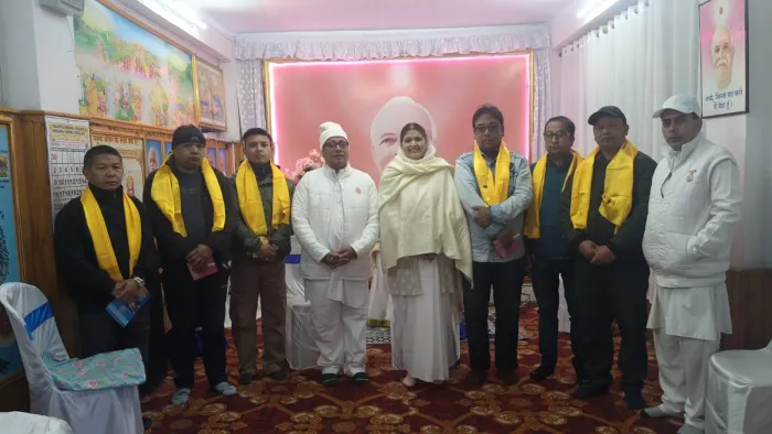 दार्जिलिंग ब्रह्माकुमारिज में पत्रकार वार्ता -मीडिया की सकारात्मक भूमिका पर विचार–विमर्श  