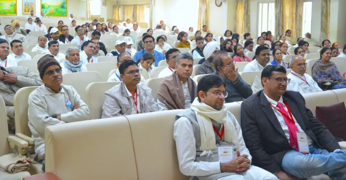 शिक्षाविदों के तीन दिवसीय राष्ट्रीय सम्मेलन का शुभारम्भ -ओम शांति रिट्रीट सेंटर, गुरुग्राम — gallery photo 9