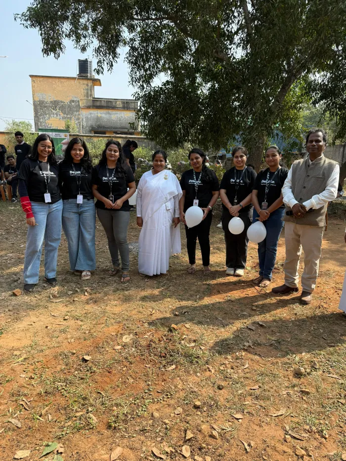 भुवनेश्वर में डेलॉइट इंडिया इम्पैक्ट डे के अवसर पर  कल्पतरुह पर्यावरणीय सेवा कार्यक्रम का सफल आयोजन