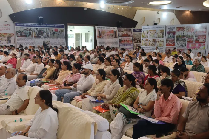हिसार में ब्रह्माकुमारीज़ का दो दिवसीय “डिजिटल वेलनेस – ट्रेन द ट्रेनर्स” प्रशिक्षण सम्पन्न, 280 शिक्षकों ने लिया लाभ… हिसार में ब्रह्माकुमारीज़ का दो दिवसीय “डिजिटल वेलनेस – ट्रेन द ट्रेनर्स” प्रशिक्षण सम्पन्न, 280 शिक्षकों ने लिया लाभ — photo gallery 8