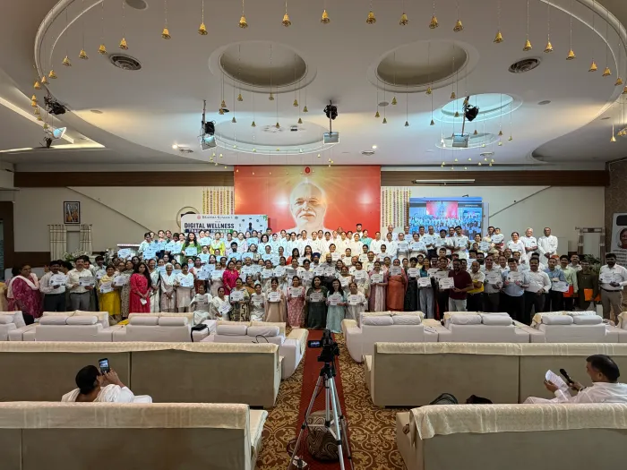 हिसार में ब्रह्माकुमारीज़ का दो दिवसीय “डिजिटल वेलनेस – ट्रेन द ट्रेनर्स” प्रशिक्षण सम्पन्न, 280 शिक्षकों ने लिया लाभ — gallery photo 9