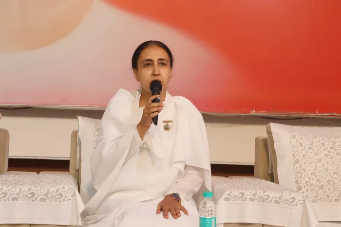 हिसार में ब्रह्माकुमारीज़ का दो दिवसीय “डिजिटल वेलनेस – ट्रेन द ट्रेनर्स” प्रशिक्षण सम्पन्न, 280 शिक्षकों ने लिया लाभ… हिसार में ब्रह्माकुमारीज़ का दो दिवसीय “डिजिटल वेलनेस – ट्रेन द ट्रेनर्स” प्रशिक्षण सम्पन्न, 280 शिक्षकों ने लिया लाभ — photo gallery 1