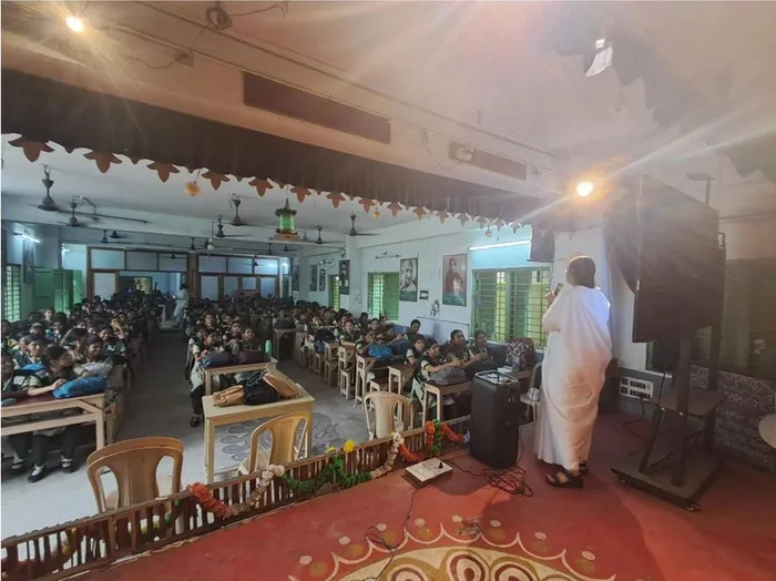 Digital Wellness Session Encourages Mindful Digital Citizenship Among Students in Kolkata — photo gallery 4 Digital Wellness Session Encourages Mindful Digital Citizenship Among Students in Kolkata — photo gallery 4