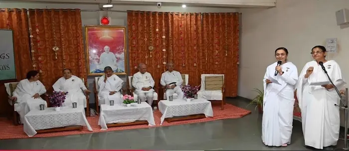 आबू रोड में मनमोहिनी वन और शिवमणि होम में दीपावली का दिव्य उत्सव – दीपों की रोशनी के साथ प्रेम, स्नेह और खुशियों का स… आबू रोड में मनमोहिनी वन और शिवमणि होम में दीपावली का दिव्य उत्सव – दीपों की रोशनी के साथ प्रेम, स्नेह और खुशियों का संदेश — photo gallery 1