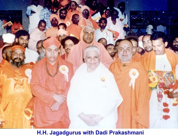 Dadi Prakashmani ji with Eminent Personalities